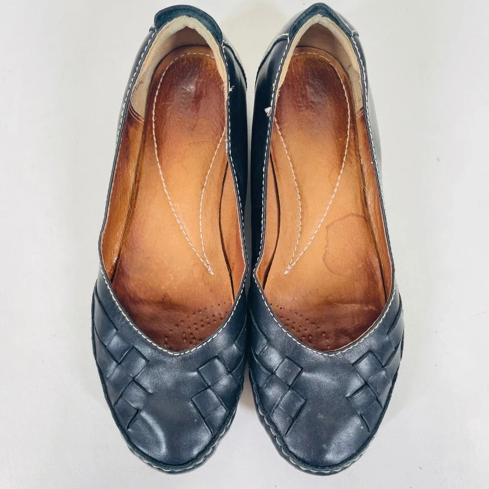 Clarks Womens Navy Blue Leather Woven Toe Ballet Flats 7M 26066467